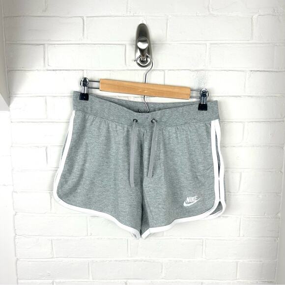 Nike Grey Casual Logo Lounge Shorts Size M - Picture 1 of 9